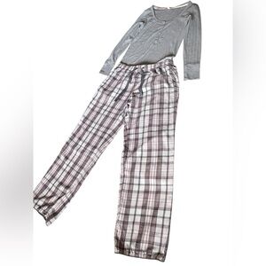 New Victoria's Secret women's 2 piece pj size S plaid pink grey w/shimmer